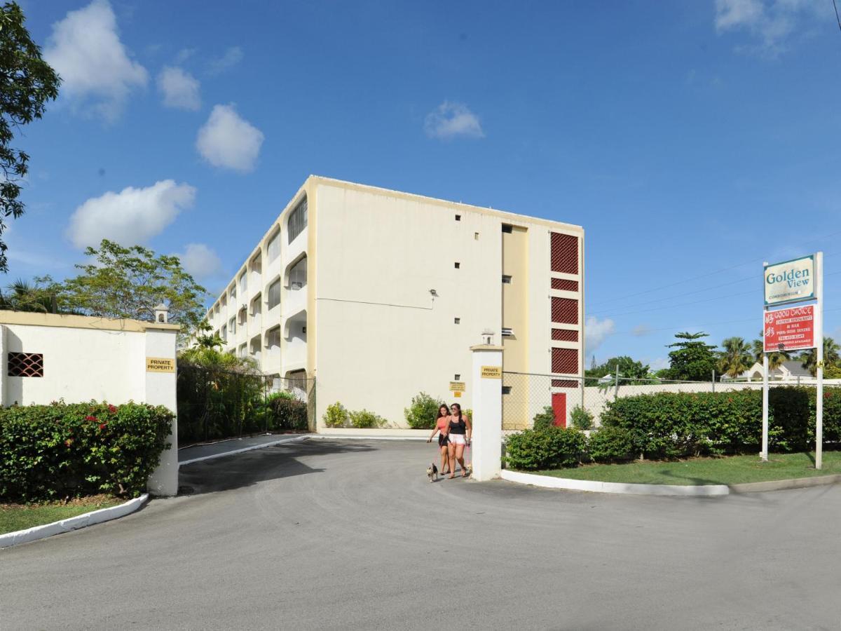Ground Floor Apartment Located In Hometown, 5 Min Walk To The Beach Saint James Exterior photo
